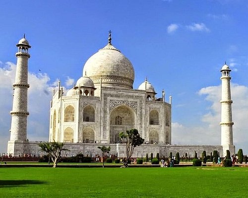 tourhub | Memorable India Journeys Pvt Ltd | Experience the Taj Mahal and Wildlife with a Royal Stay at Castles 