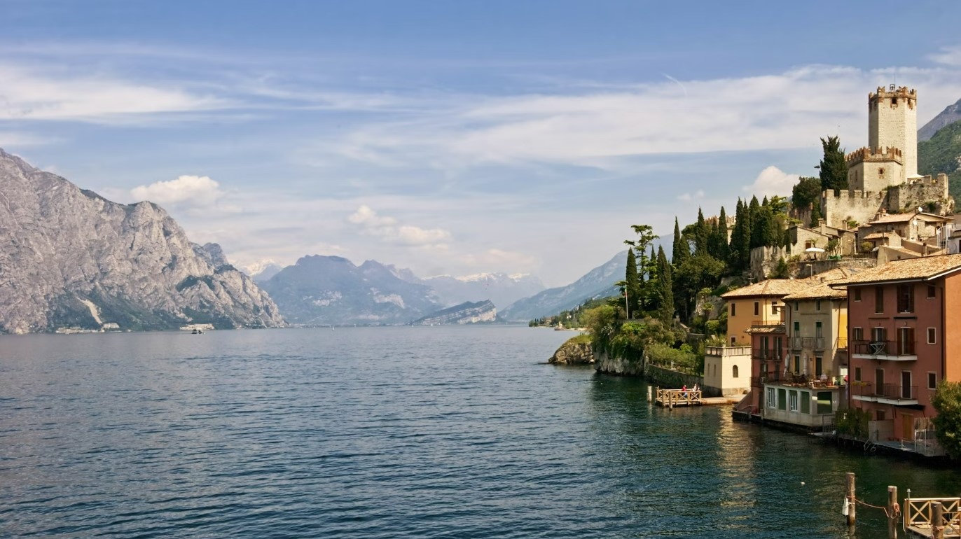 tourhub | Leger Holidays | Christmas on Lake Garda 