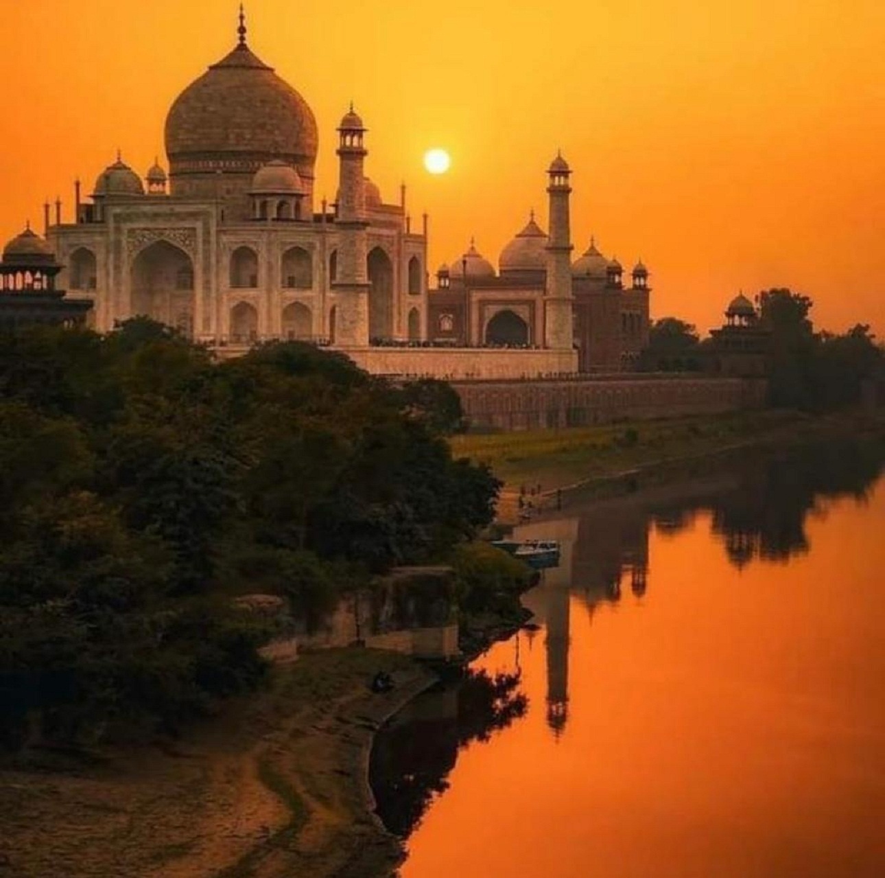 tourhub | Sami Travel Agra | Taj Mahal Sunrise Or Sunset With Agra Fort Private Tour 2 Days/1 Night 