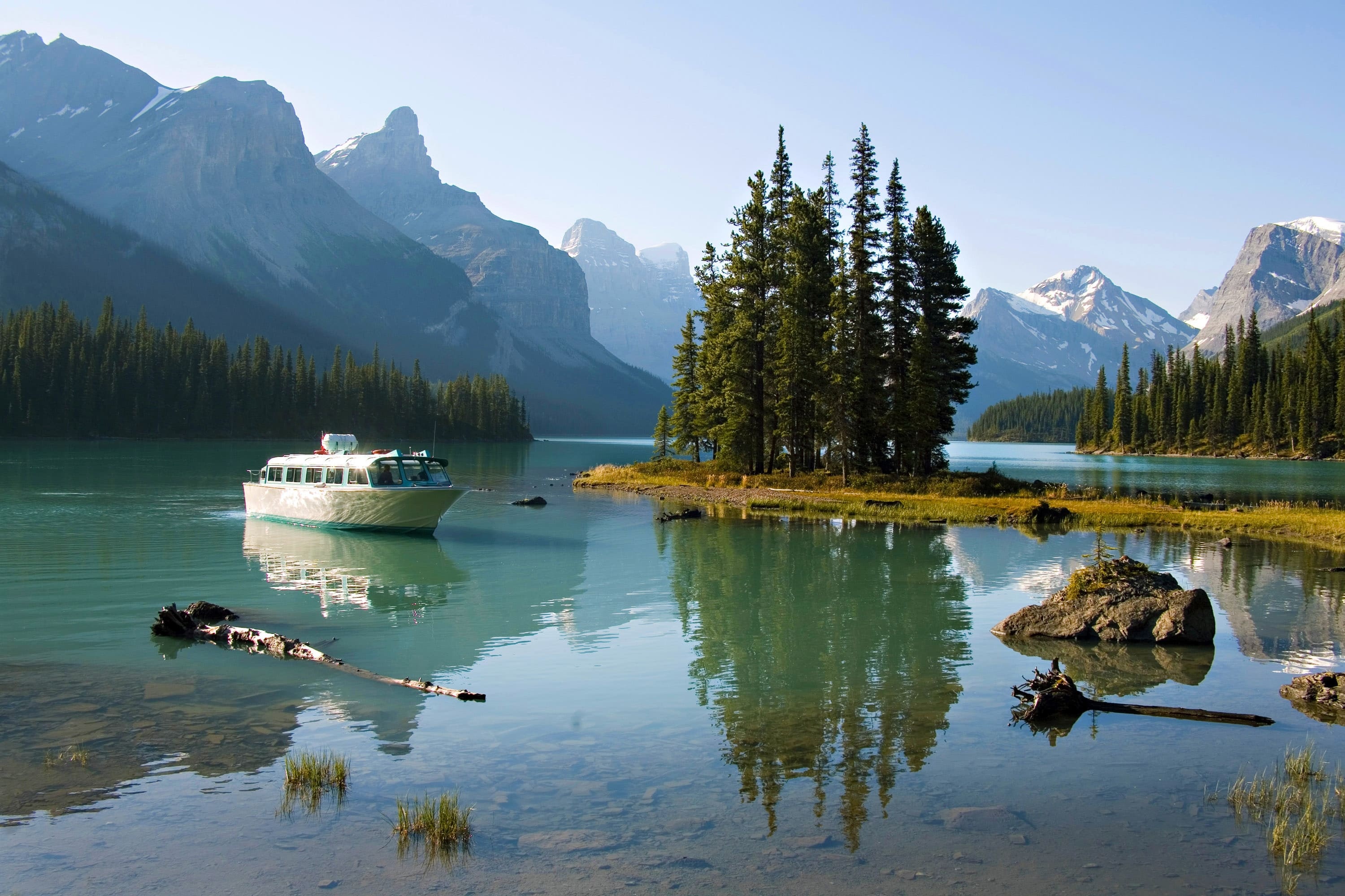 tourhub | Calgary Tours | Banff & Jasper & YOHO & Waterton Lakes National Park and Drumheller 7-Day Tour from Calgary 