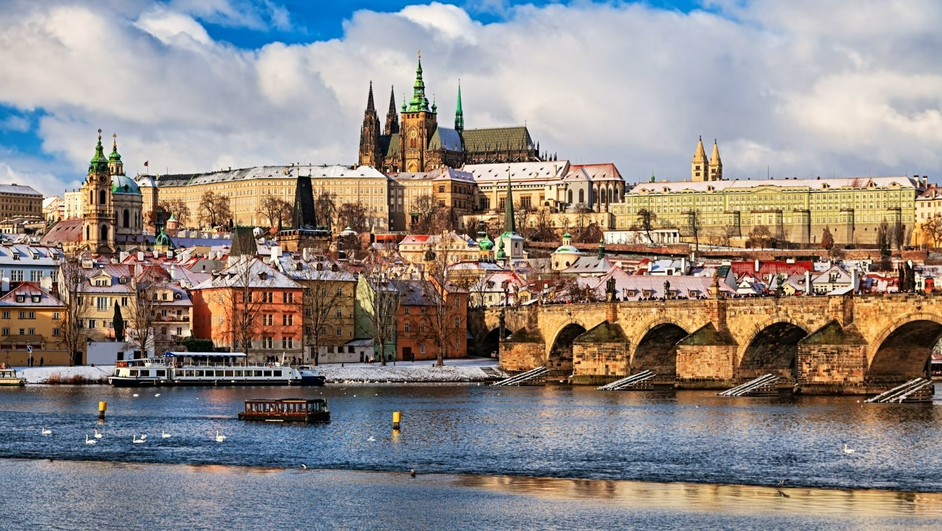 tourhub | Leger Holidays | Christmas in Austria, Twixmas in Prague & New Year in Valkenburg | xar1