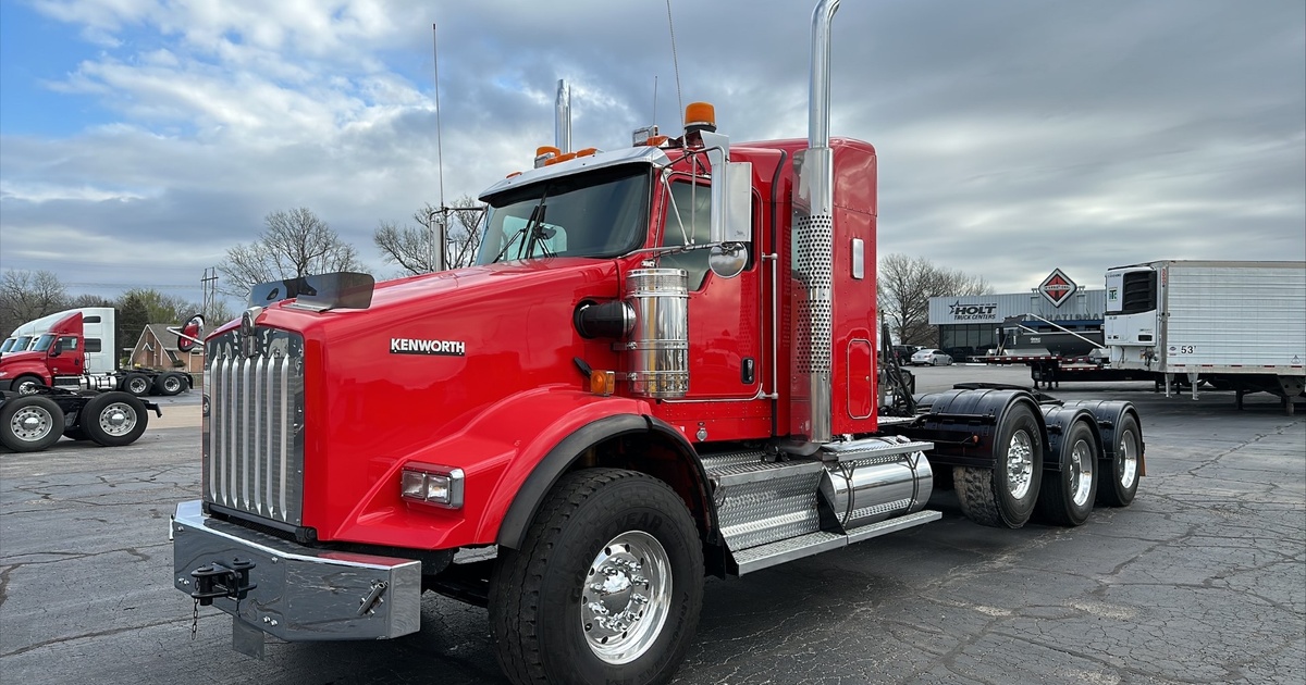 Used Conventional Trucks W Sleeper 2016 Kenworth T800 179950