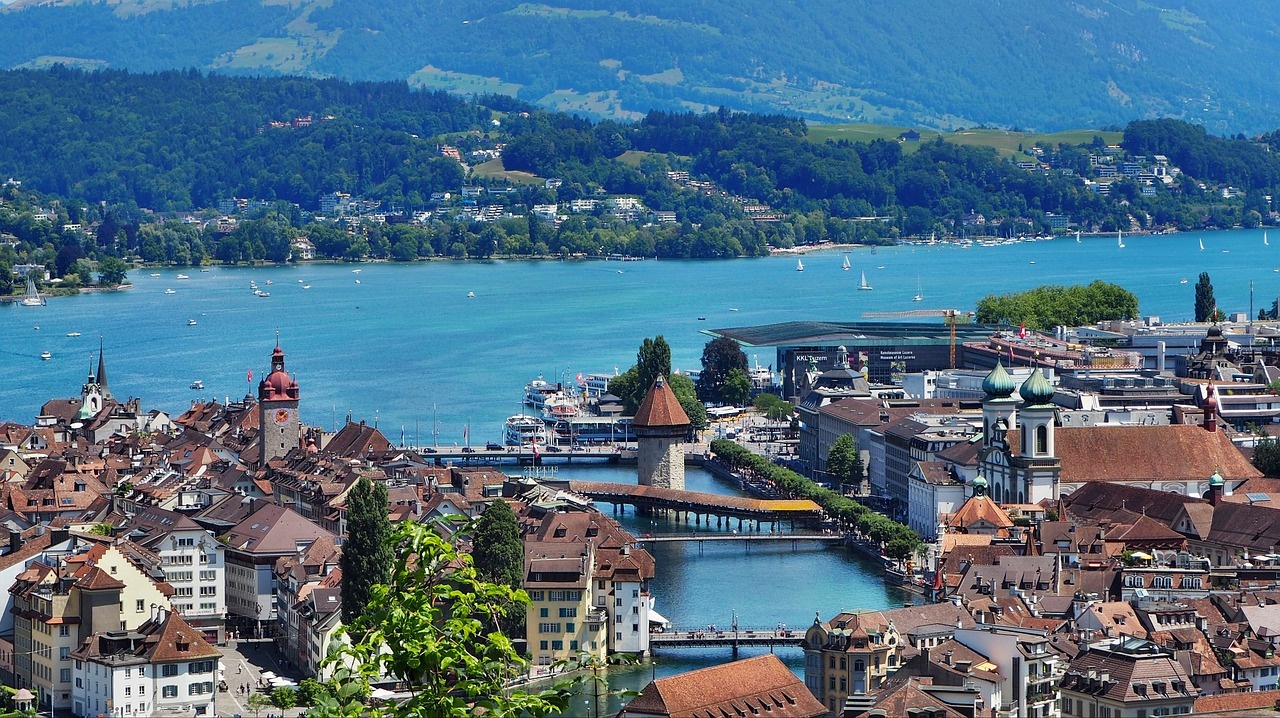 tourhub | Tours of Distinction | Switzerland’s Lakes, Mountains & Rails 