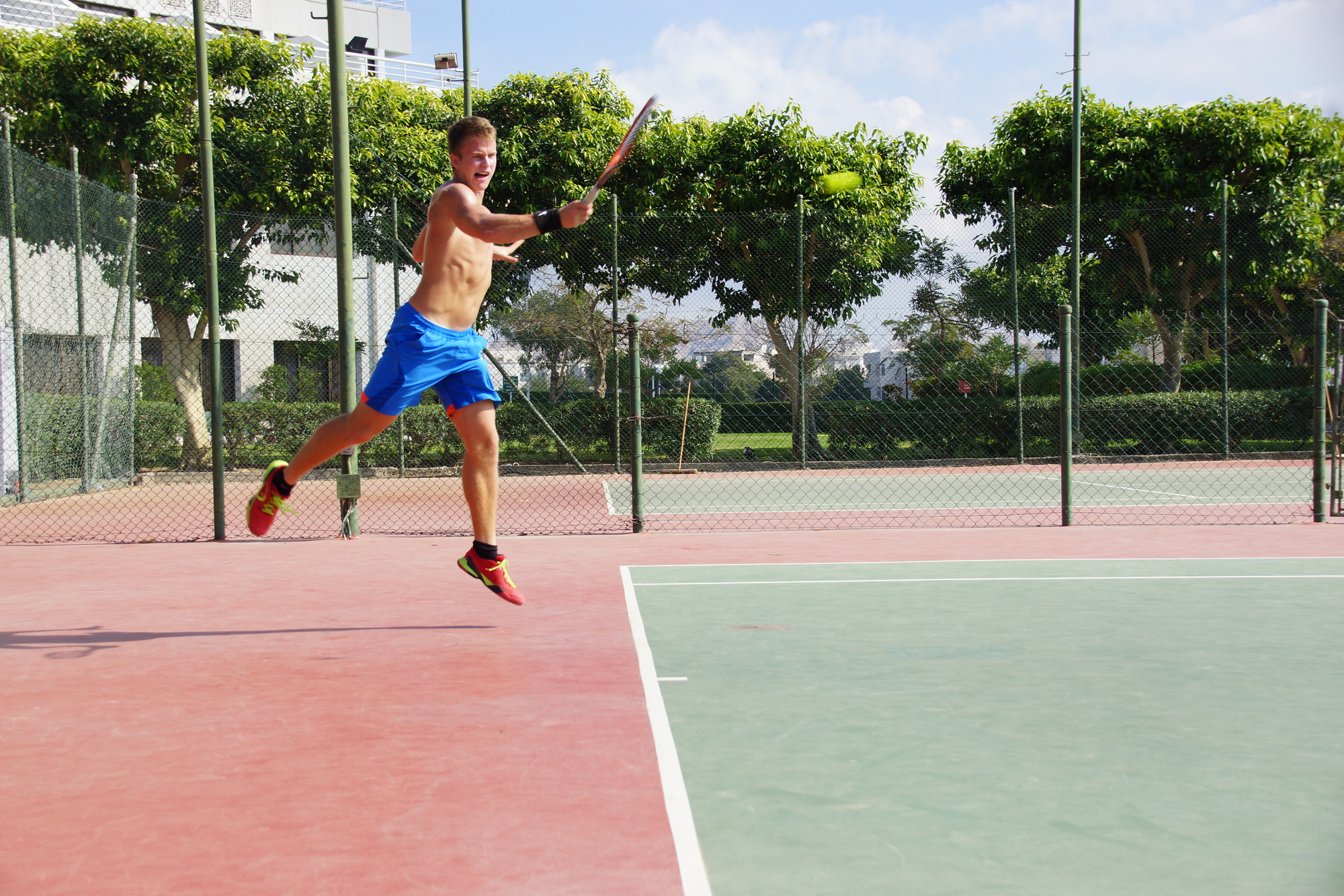 Patrick S. teaches tennis lessons in Davie, FL