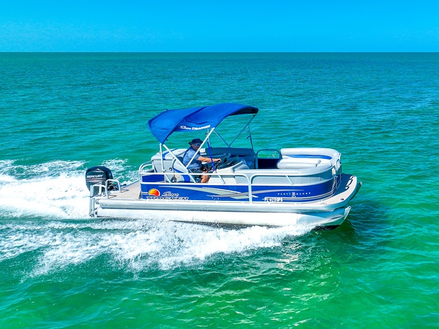 Grassy Key Marina Pontoon Boat - 20'