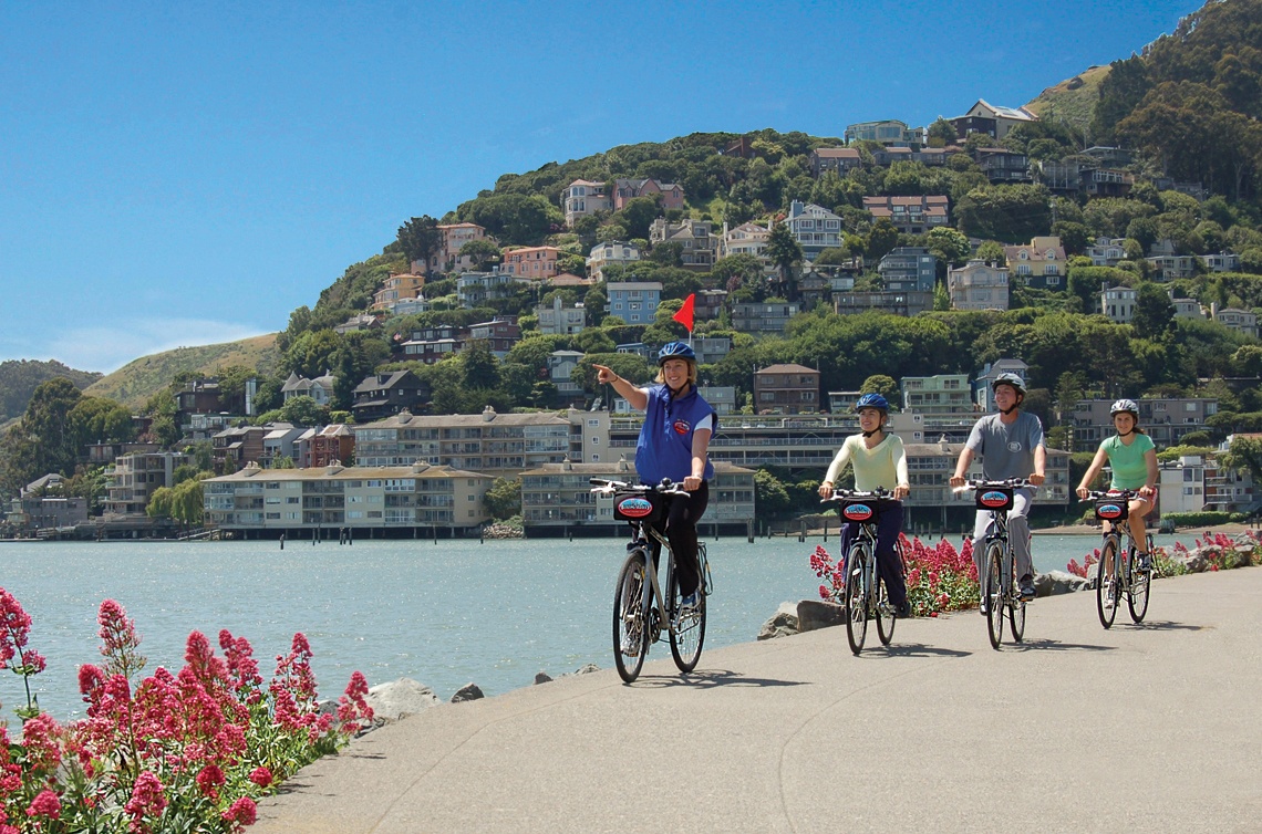 Golden Gate Bridge Bike Tour with Muir Woods & Sausalito in Small Group - Alojamientos en San Francisco