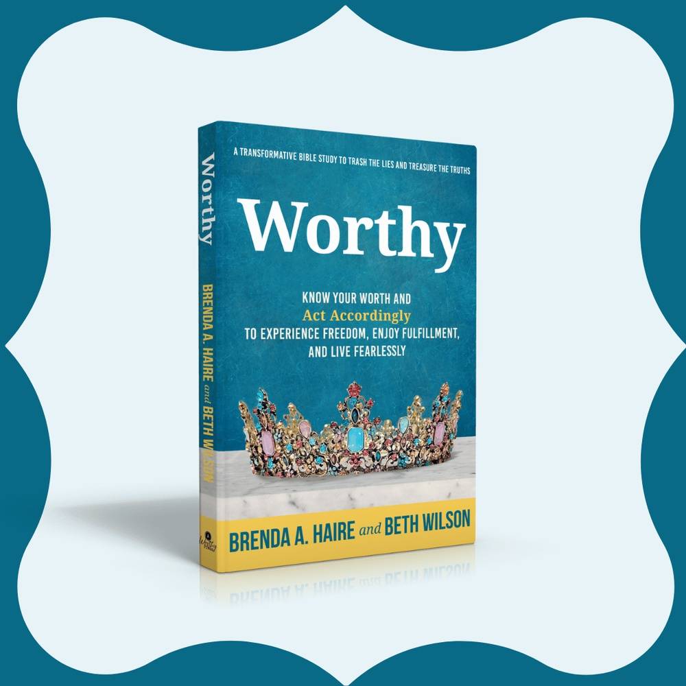 Worthy: Know Your Worth and Act Accordingly to Experience Freedom, Enjoy Fulfillment, and Live Fearlessly