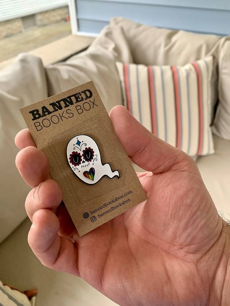 Trans Ghost pin
