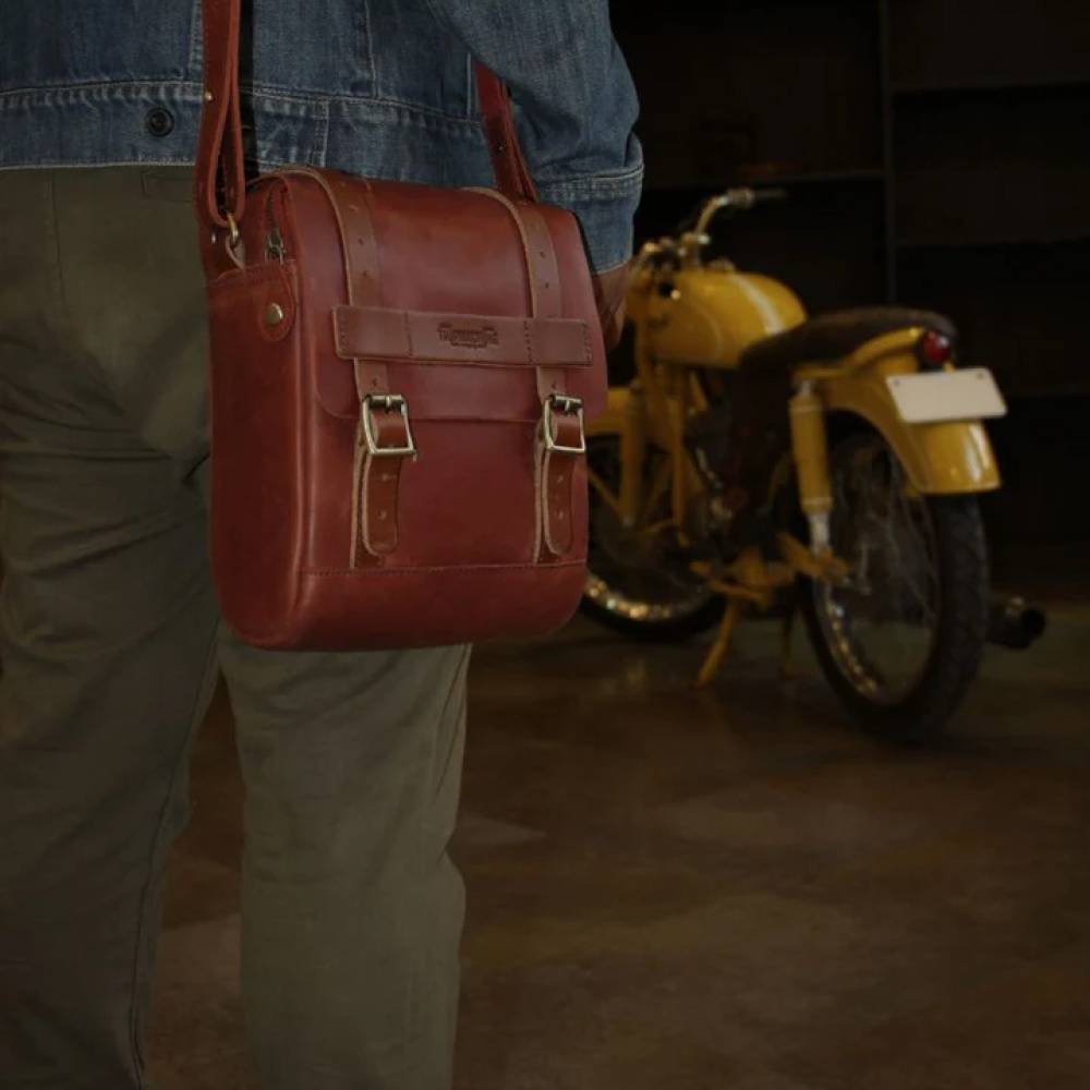Trip Machine Leather Tank & Tail Bag - Red