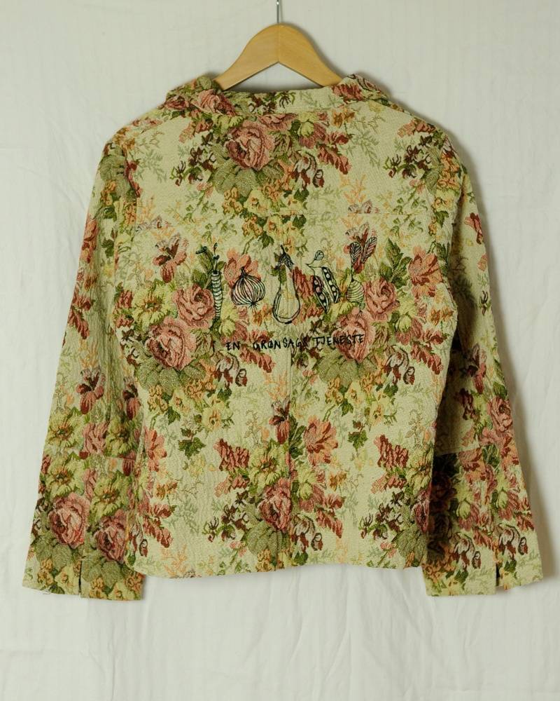 Recycled jakke med blomsterprint