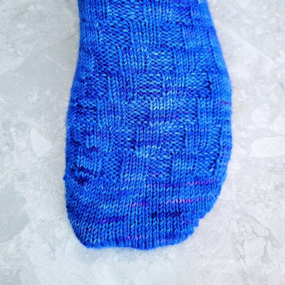 Aspen Twist Sock Pattern