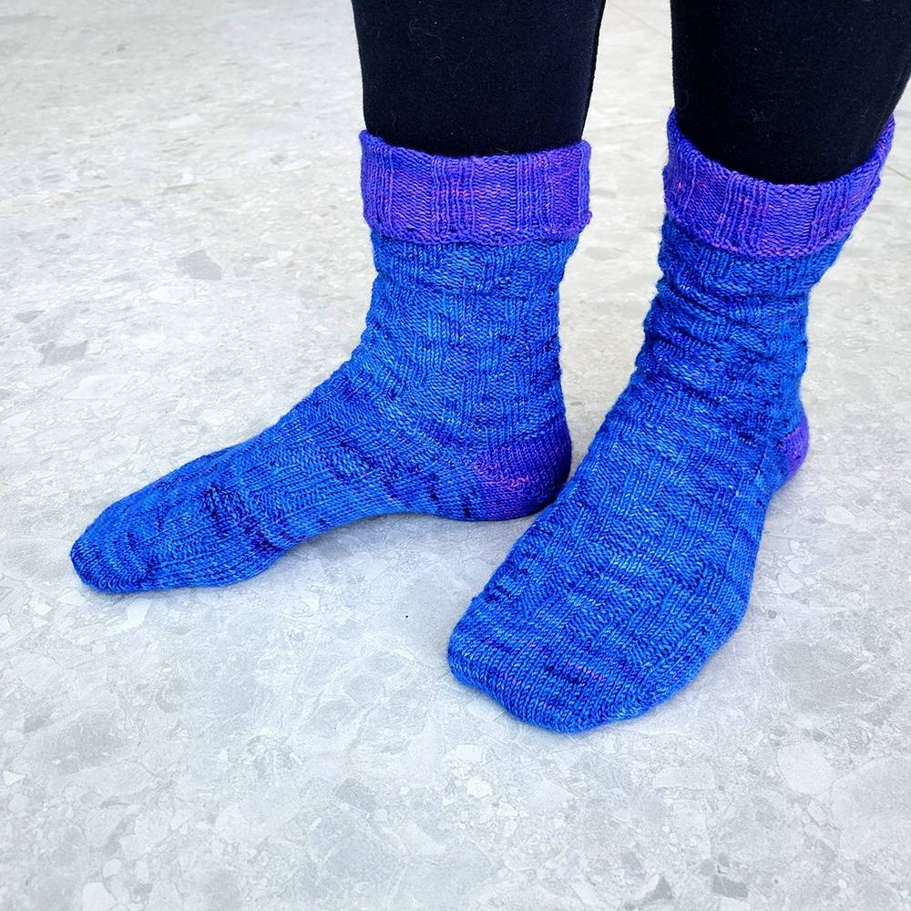 Aspen Twist Sock Pattern