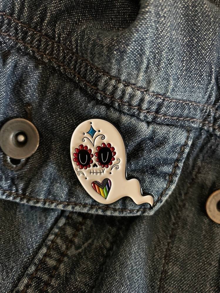 Trans Ghost pin