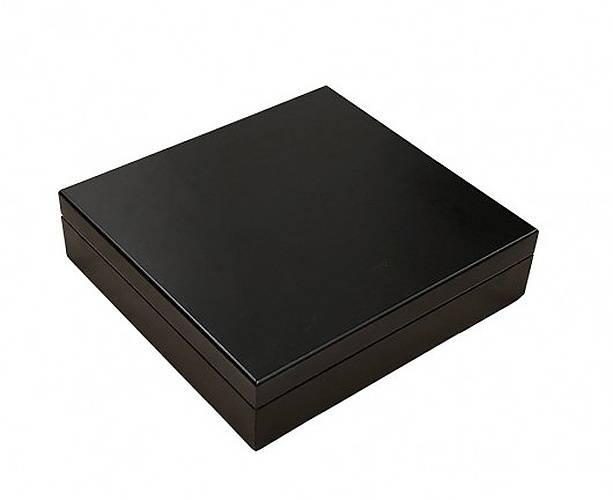 Chateau Desktop Humidor - Black