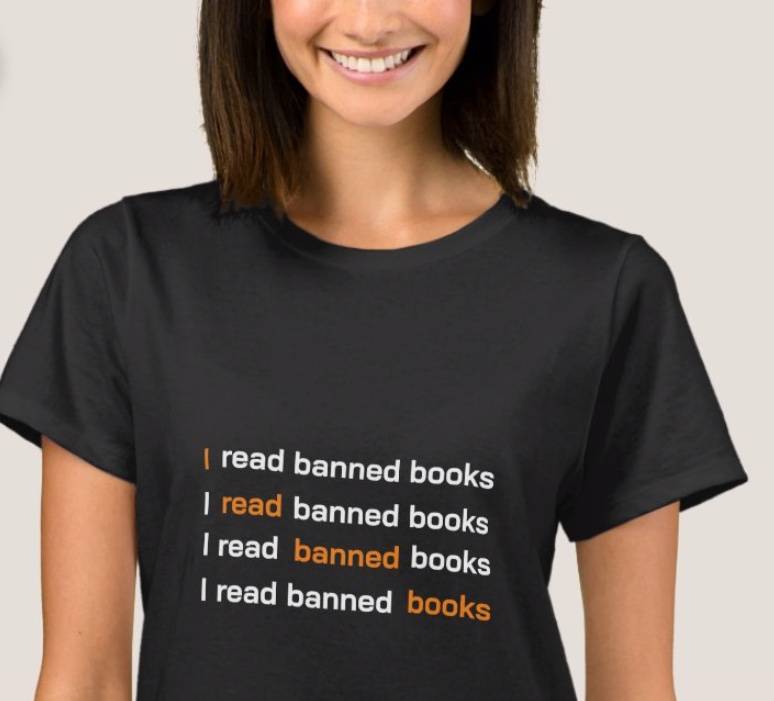 I READ BANNED BOOKS T-shirt