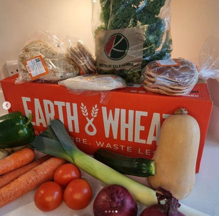 The Variety Bread & Essentials Veg Box