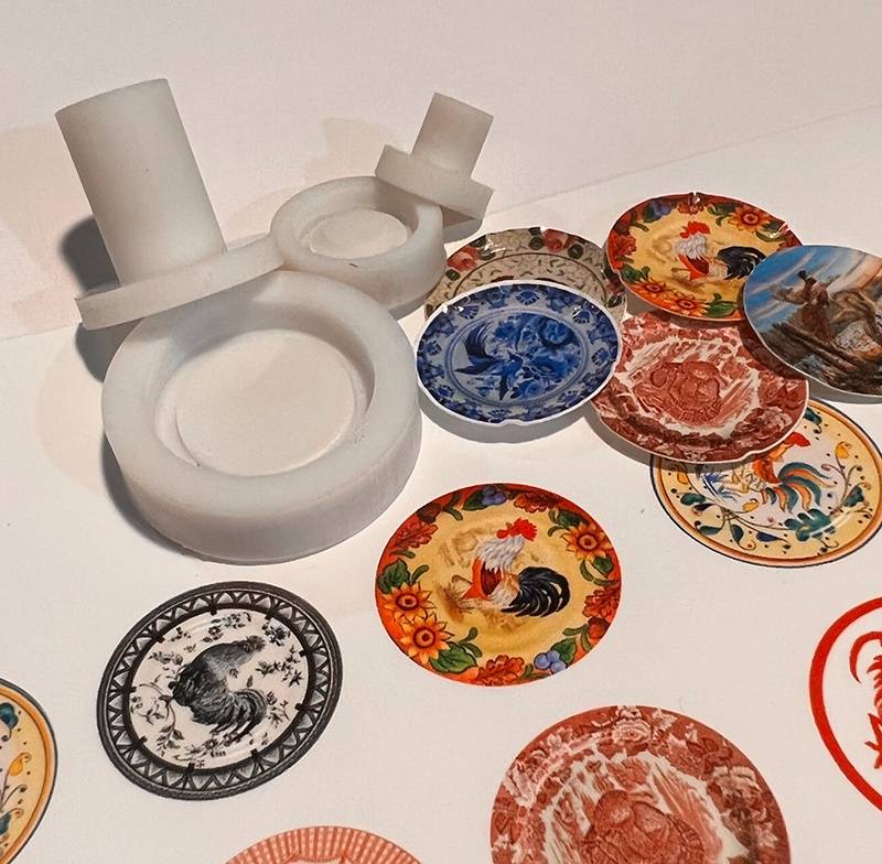 Dollhouse Miniature Paper Plate Maker- 1:12 Scale