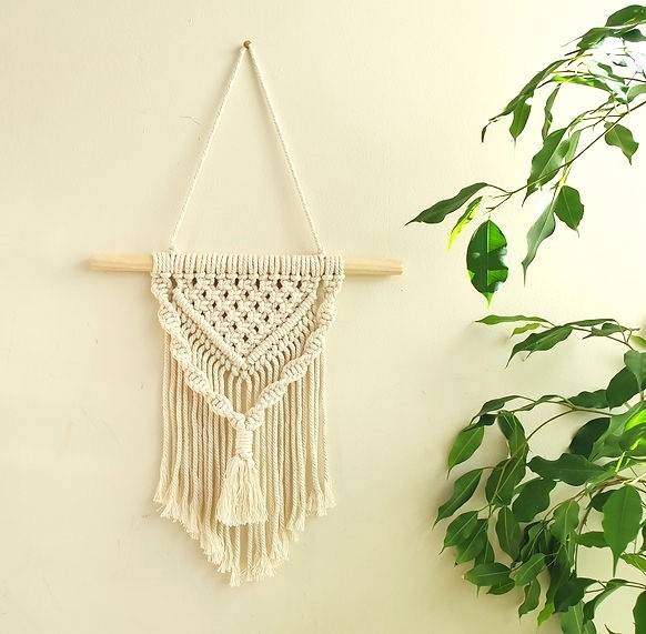 Macrame wall hanging kit from Me2You Atelier