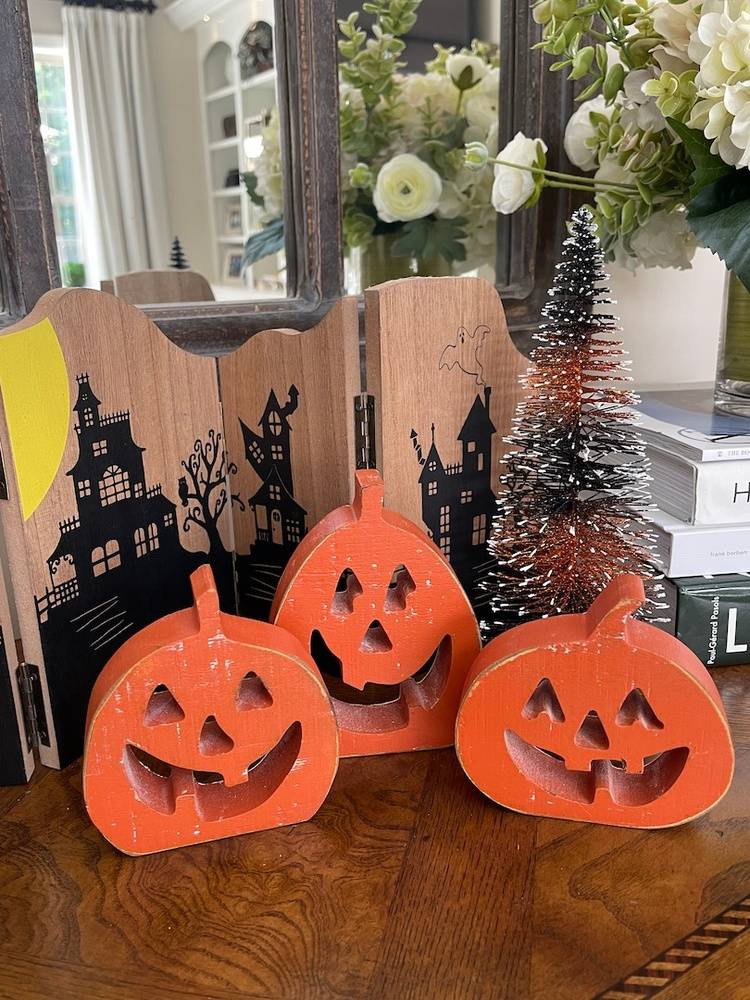 Wood Jack 'o Lanterns