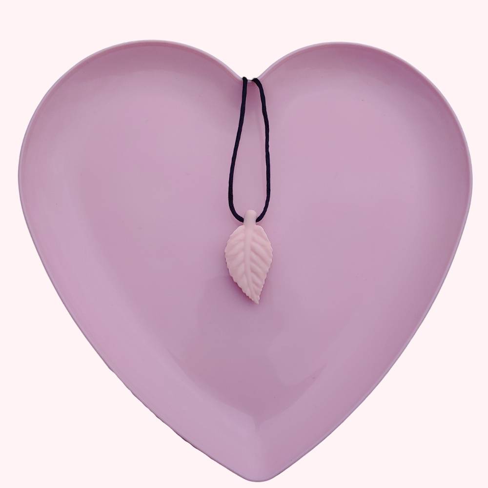 Pink Leaf Chewelry Pendant