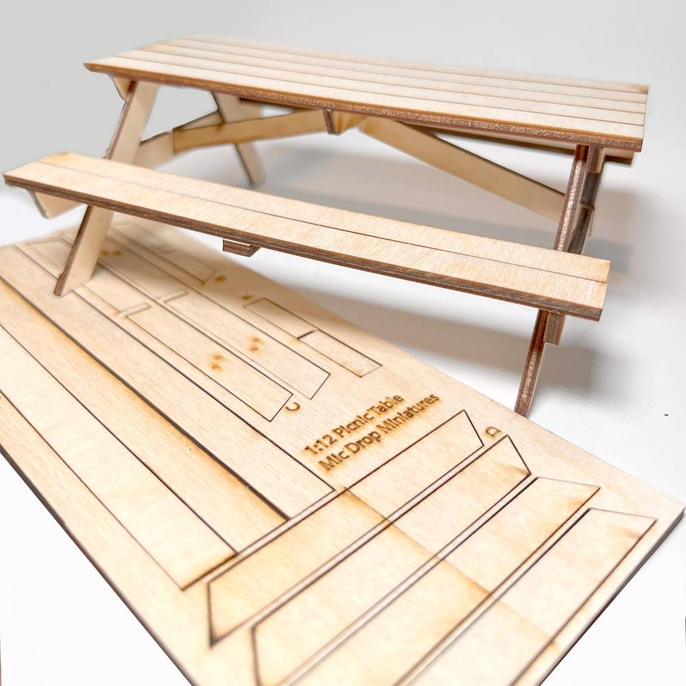 Miniature Picnic Table; 1:12 Scale