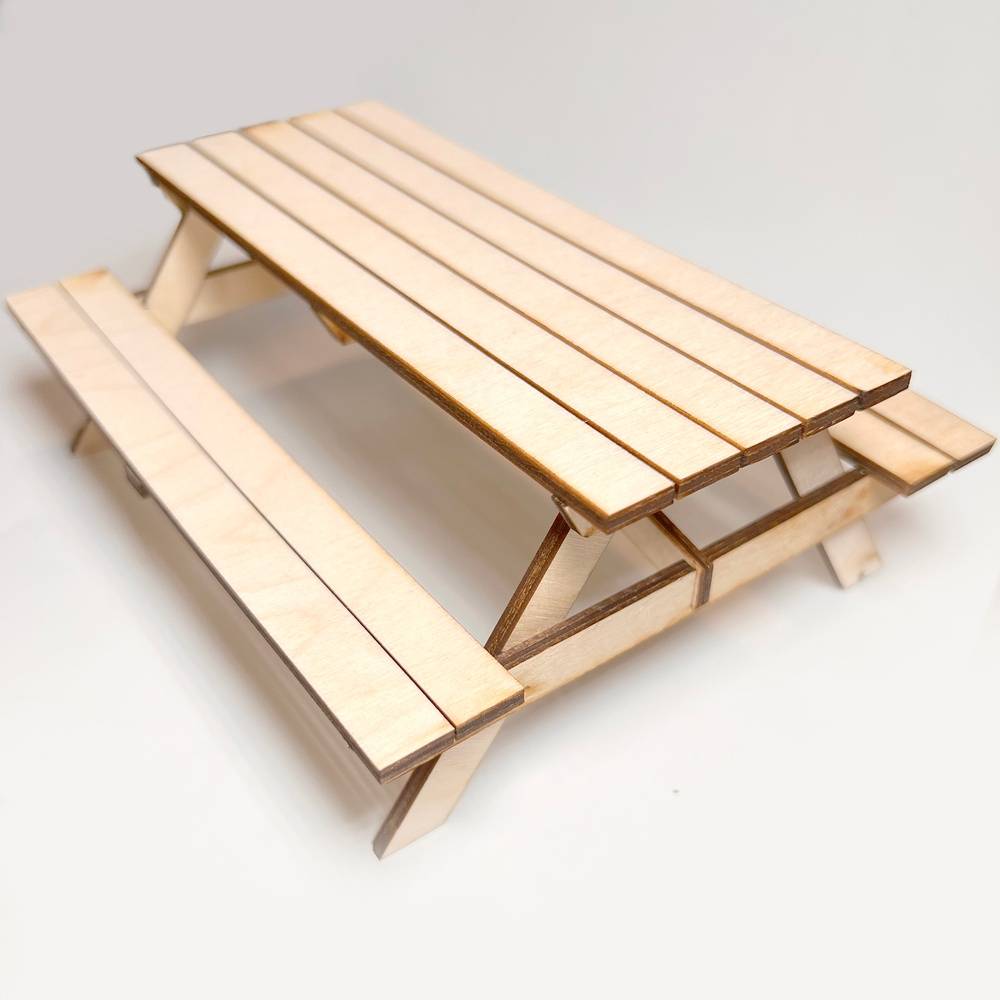 Miniature Picnic Table; 1:12 Scale