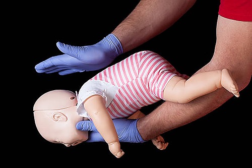 Représentation de la formation : Initiation aux Premiers Secours enfant et nourrisson