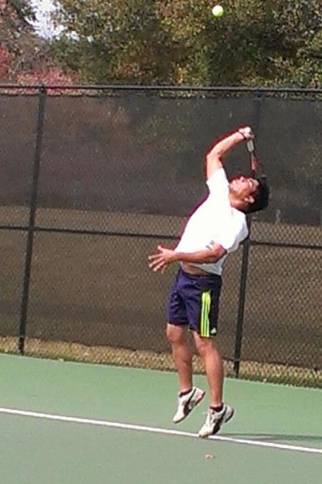 Sandeep T. teaches tennis lessons in Savannah, GA