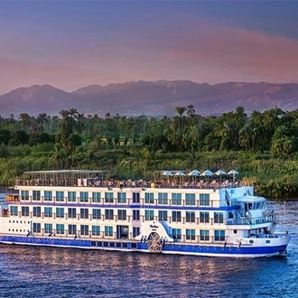 tourhub | Sun Pyramids Tours | Luxury 8 days Package to Cairo & The Oberoi Philae Nile Cruise 