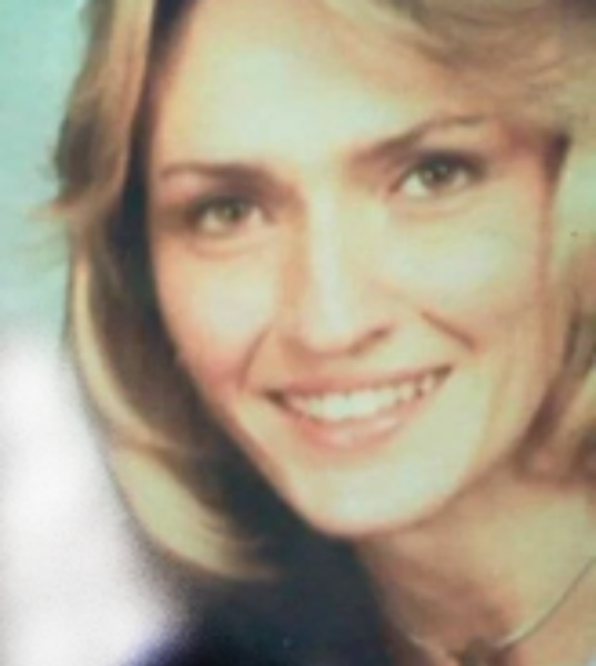 Vicki Ann  Cross Profile Photo