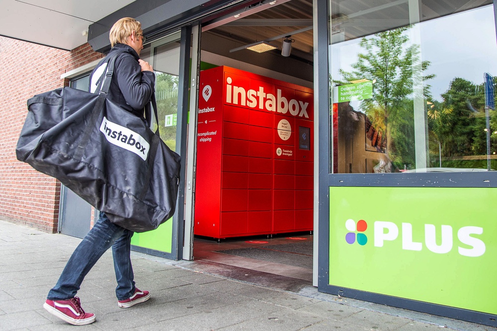 Instabox partners up with PLUS in the Netherlands 
