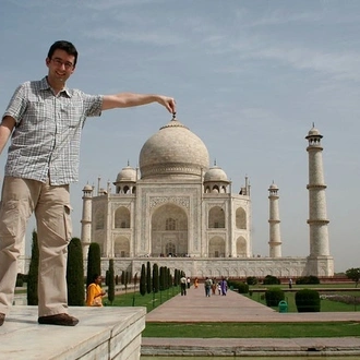 tourhub | Taj Voyages Tours | Taj Mahal Overnight Tour with Agra Sightseeing : From Delhi 