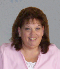 Diana Racz Profile Photo