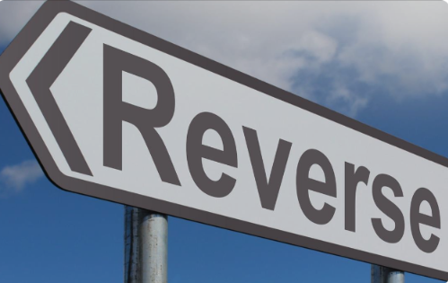 Reverse road sign for best reverse mortgage