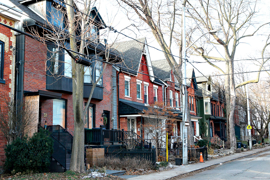 [TOP 30] Best Neighbourhoods in Toronto | Top in Canada