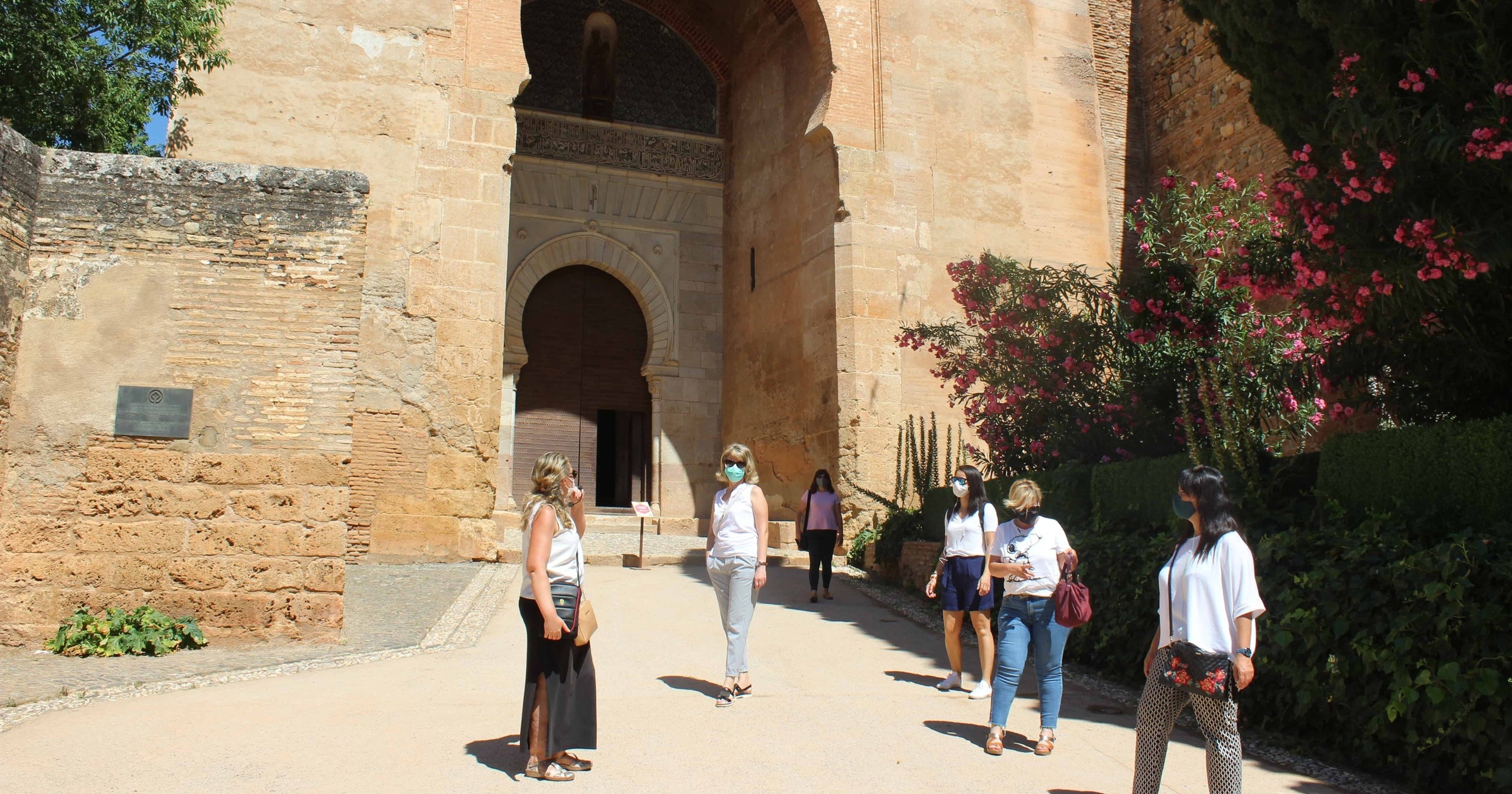 Guida Oficial per la Alhambra - Alloggi in Granada