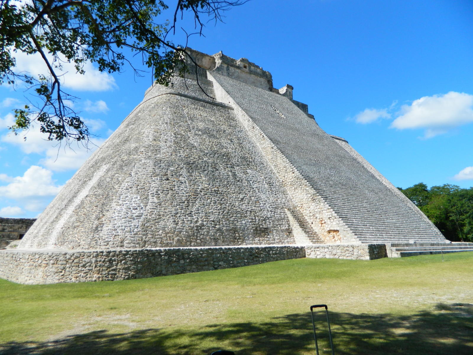 4-Day Mini Yucatan Tour from Cancun: Ek Balam, Chichen Itza, Merida, Uxmal and Coba | Breakfasts and Entries Inclded