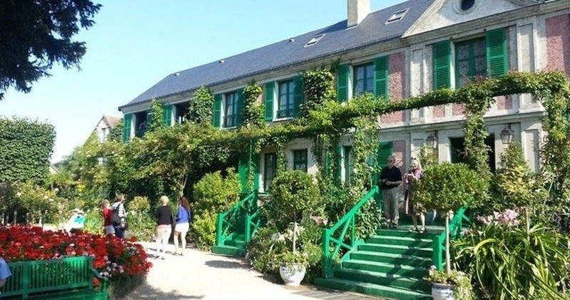Monet’s House & Gardens Skip-the-line and Walking Tour at Giverny in Semiprivate - Accommodations in Paris