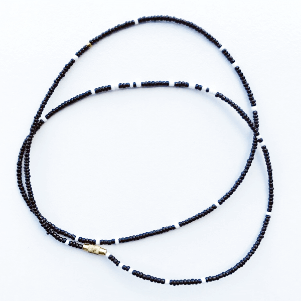 The Domino Effect - Black and White Color Block Waist Bead set — Royal  Waistbeads