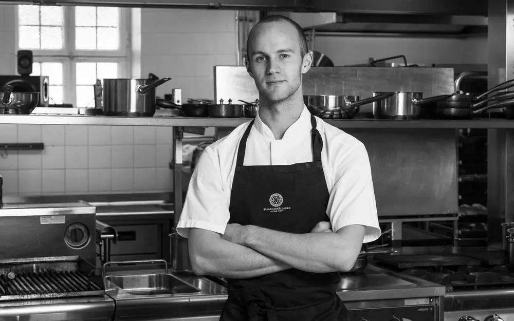 Magnus Åkerström, souschef på Stadshuskällaren kan numera lägga till Årets Fjällkock 2018 på CV:t.
