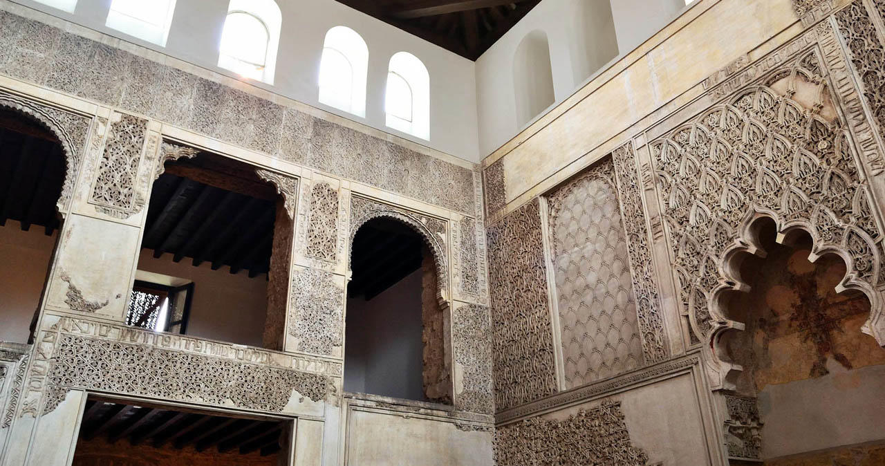 Guided Tour to the Mosque of Cordoba and Jewish Quarter - Accommodations in Córdoba