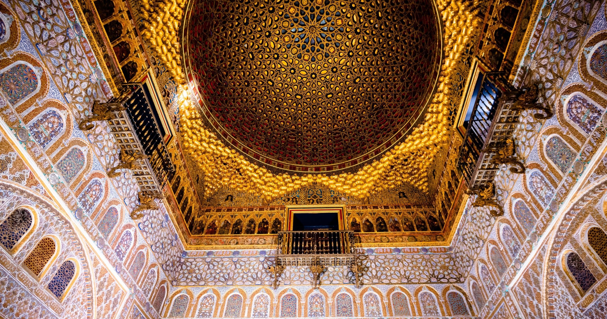 Cathedral, La Giralda and Real Alcázar of Seville Guided Tour in Small Group - Accommodations in Seville