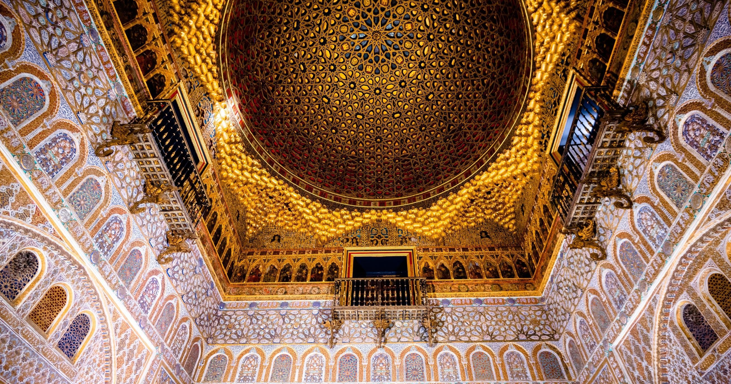 Visita Guiada de La Catedral, La Giralda y Real Alcázar de Sevilla - Acomodações em Sevilha