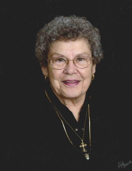 Helen Medich Profile Photo