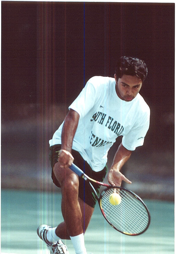 Abhijit S. teaches tennis lessons in Tampa, FL