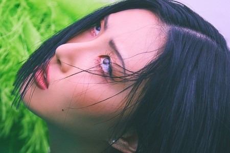 MAMAMOO's HwaSa drops new single album 'Guilty Pleasure', 'I'm a 빛'