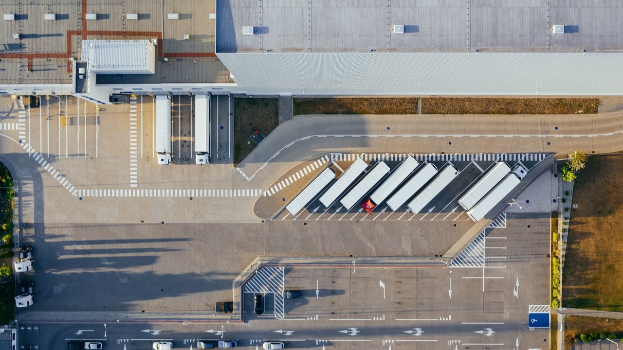 Représentation de la formation : Optimiser la gestion logistique et douanière à l’international