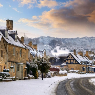 tourhub | Shearings | Christmas in the Cotswolds 