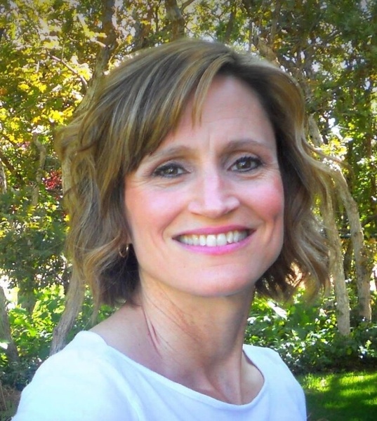Julie Helleksen Profile Photo