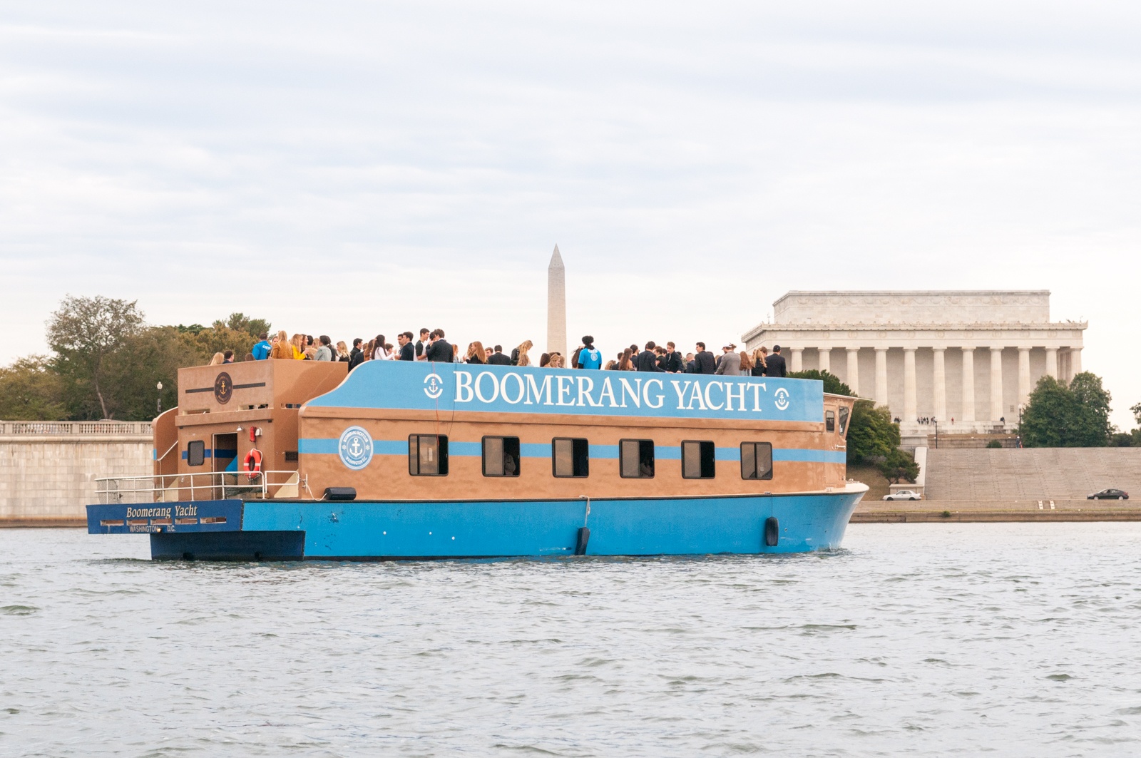 Boomerang Yacht Cruise